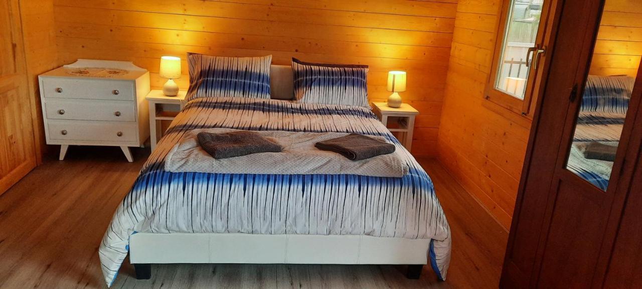 Churchill Cabin Maryborough Exteriör bild