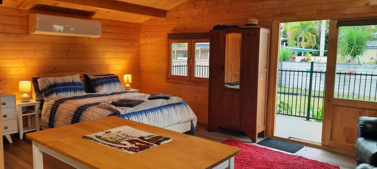 Churchill Cabin Maryborough Exteriör bild